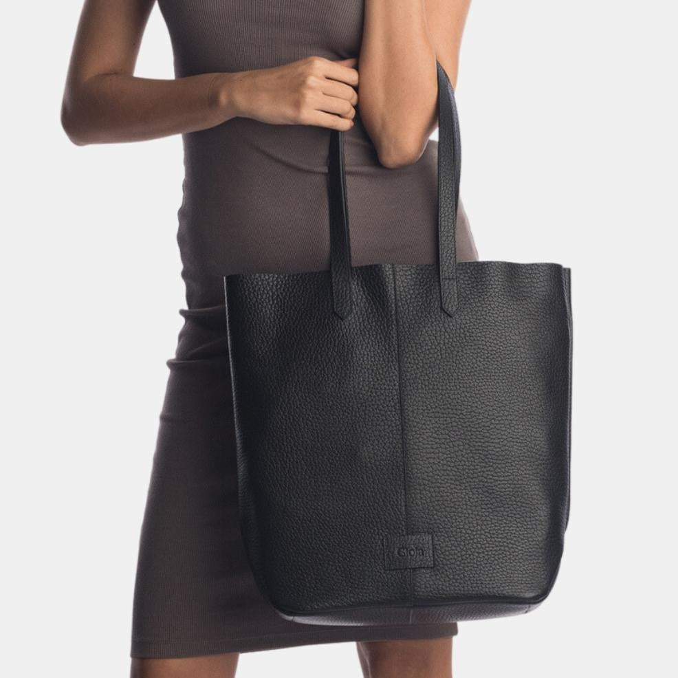 Mia leather tote