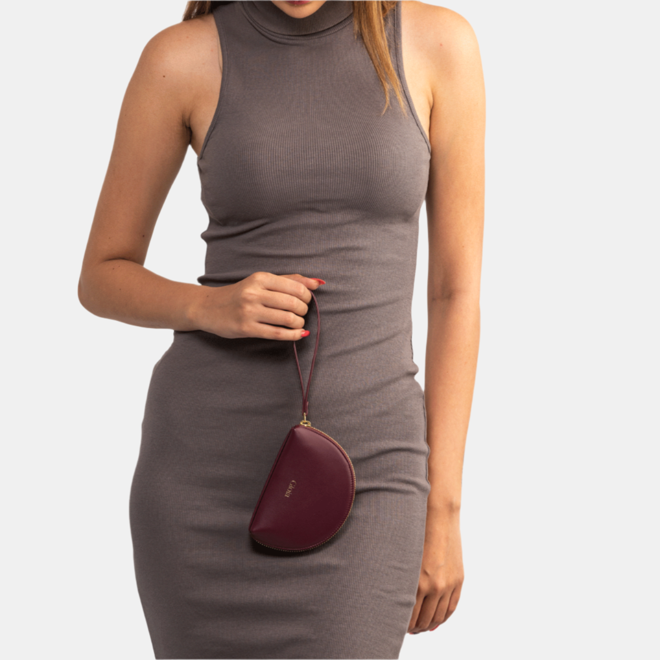Sophie Wristlet#Color_Merlot