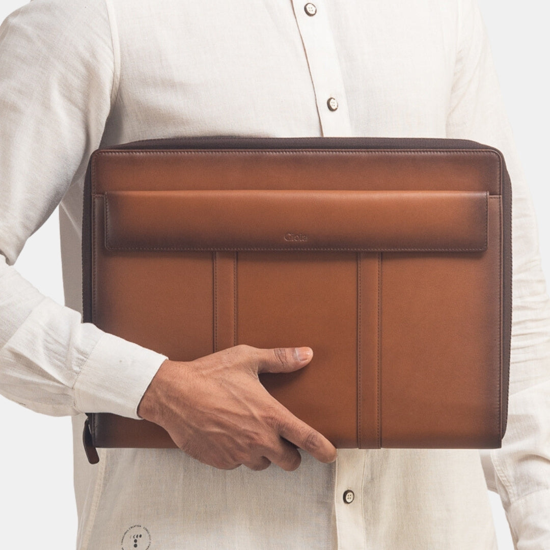 Dapper Laptop Holder