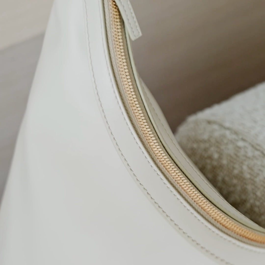 Pauline Hobo#Color_Beige