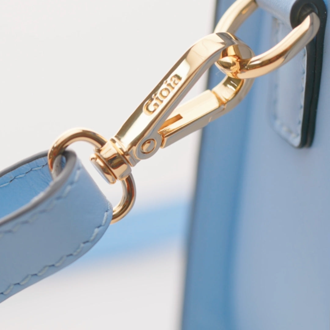 Maddox Small Crossbody#Color_Sky Blue