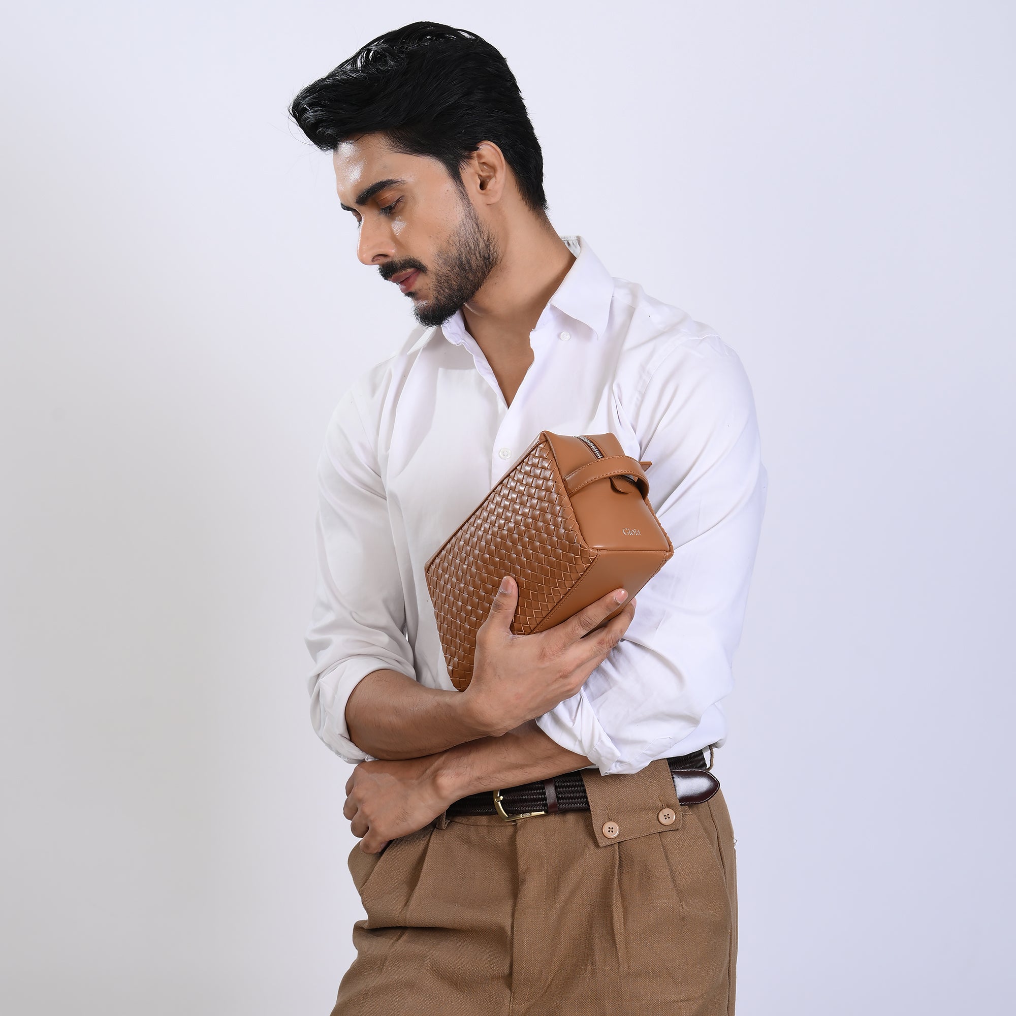 Enzo Woven Wash Bag#Color_Tan