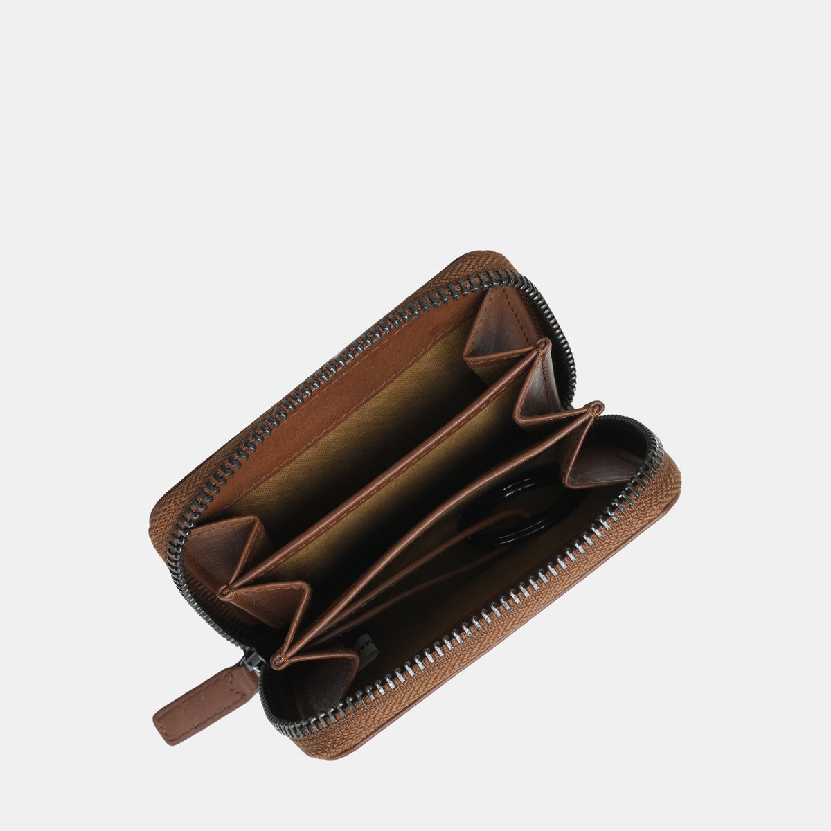 Boston Ziparound Wallet#Color_Tan