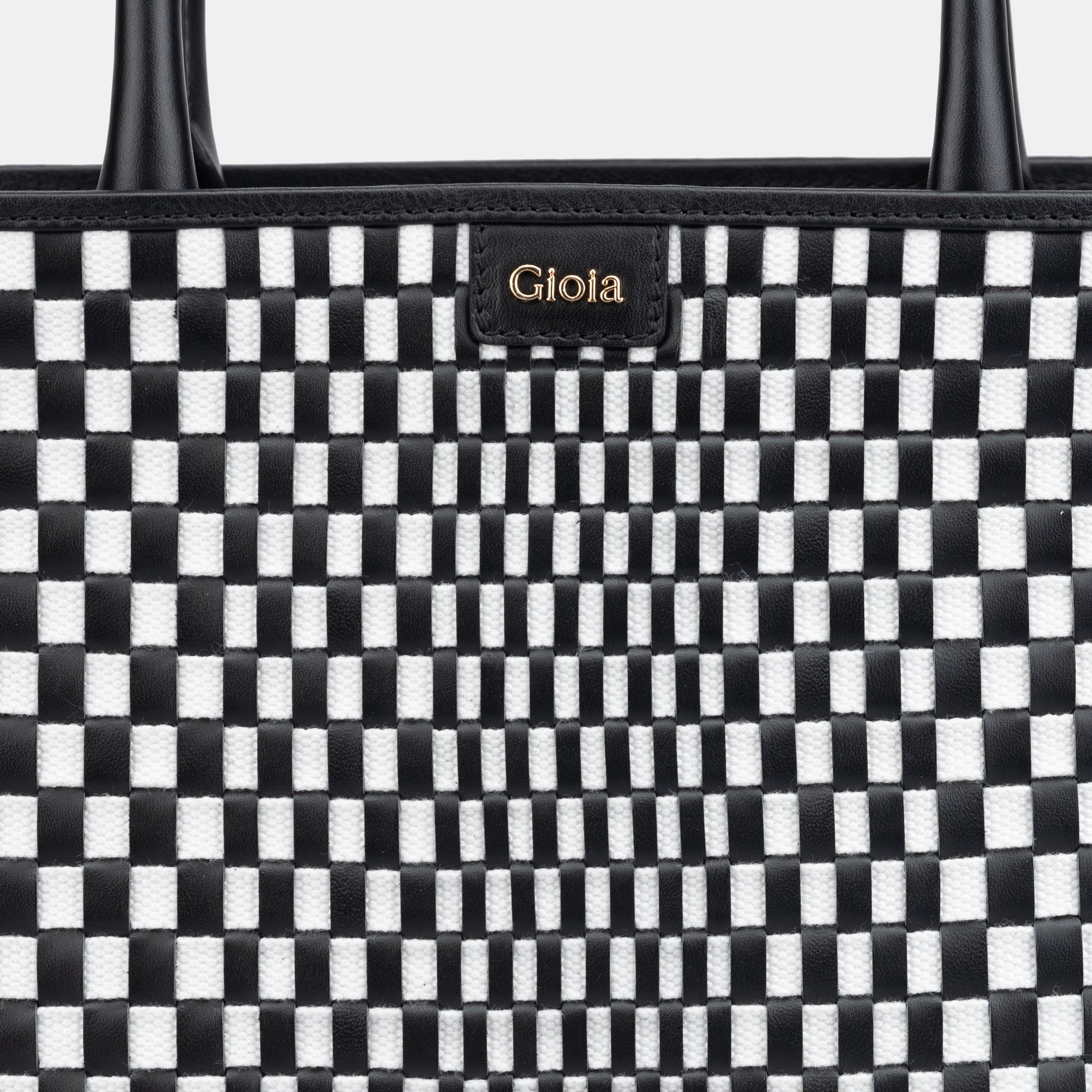 Exclusive Edition Grab