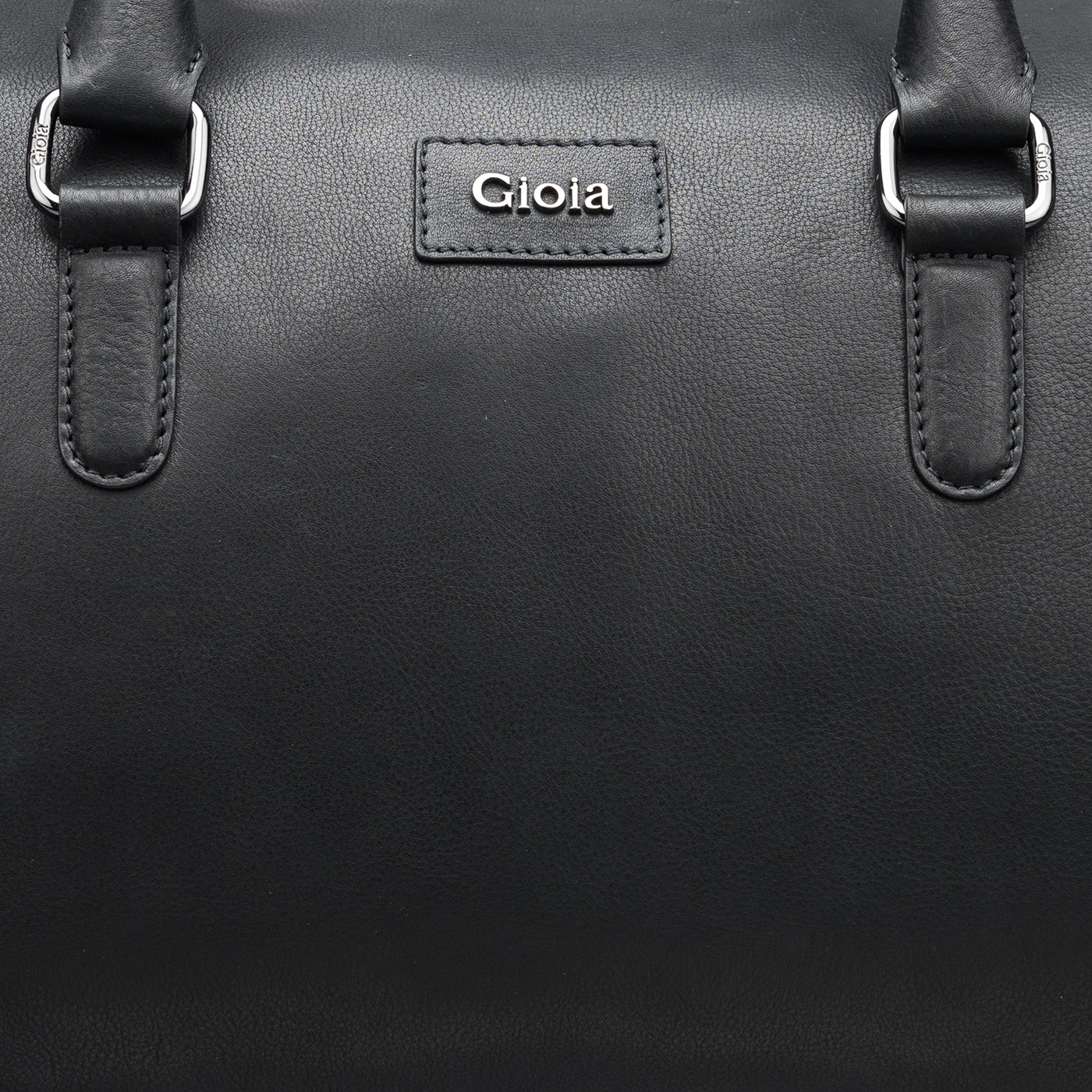 Louis A Holdall#Color_Black