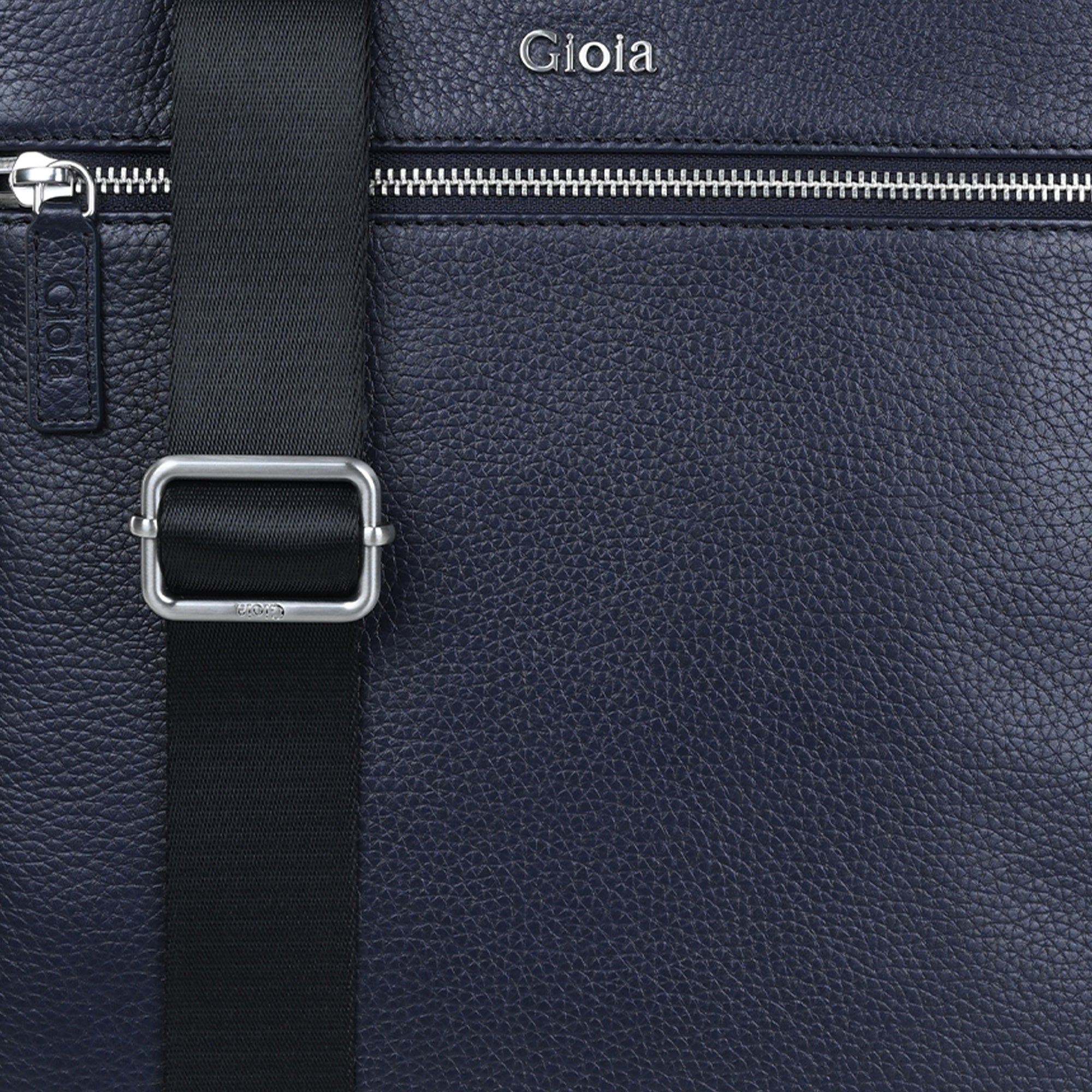 Mario Slim Leather Crossbody#Color_Navy