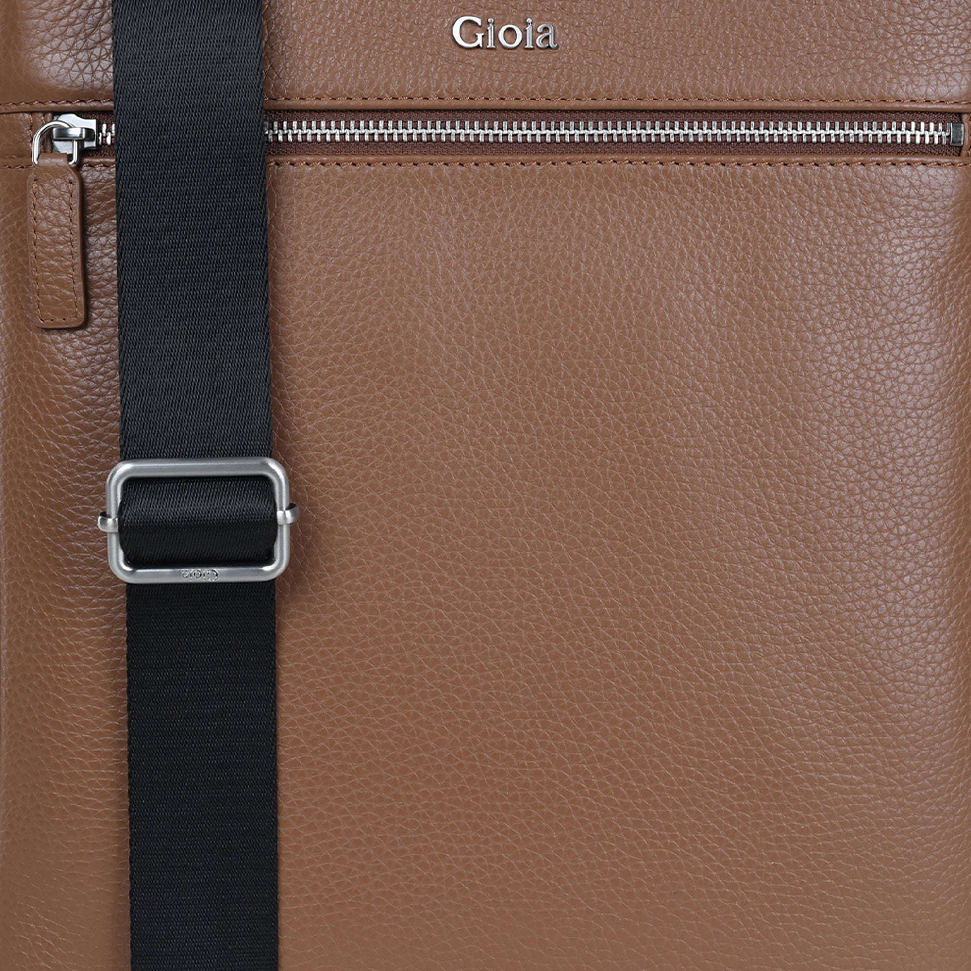 Mario Slim Leather Crossbody#Color_Tan