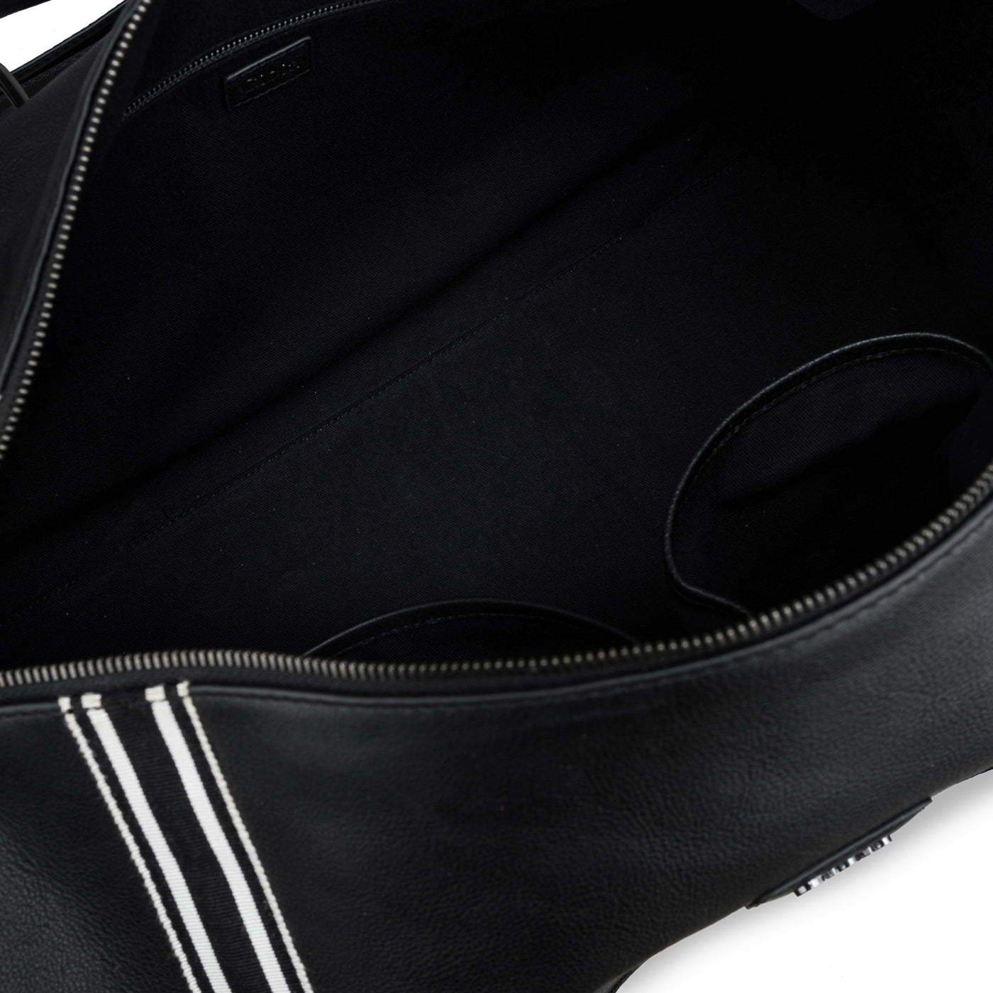Louis-R Holdall#Color_Black