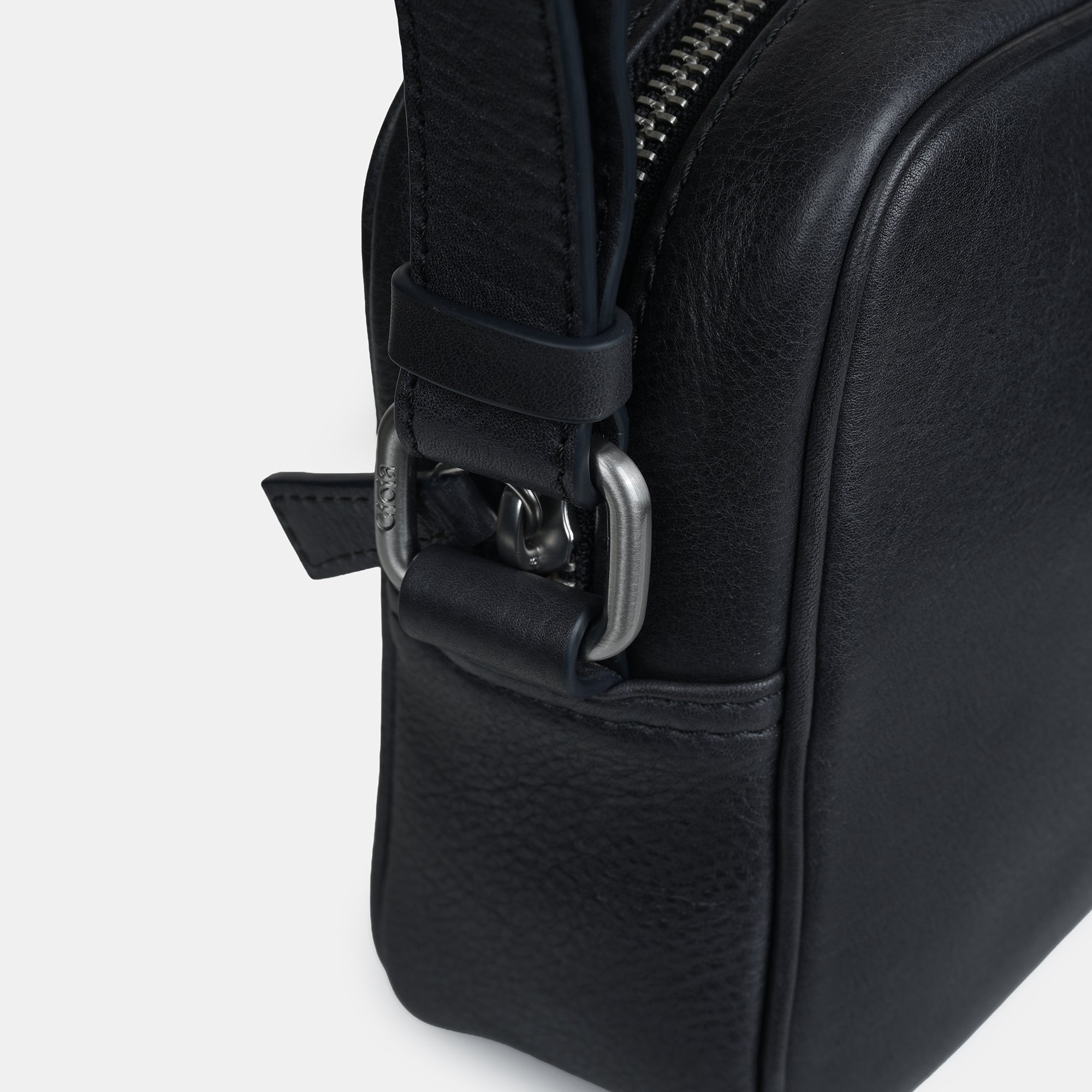 Louis Leather Crossbody Bag#Color_Navy