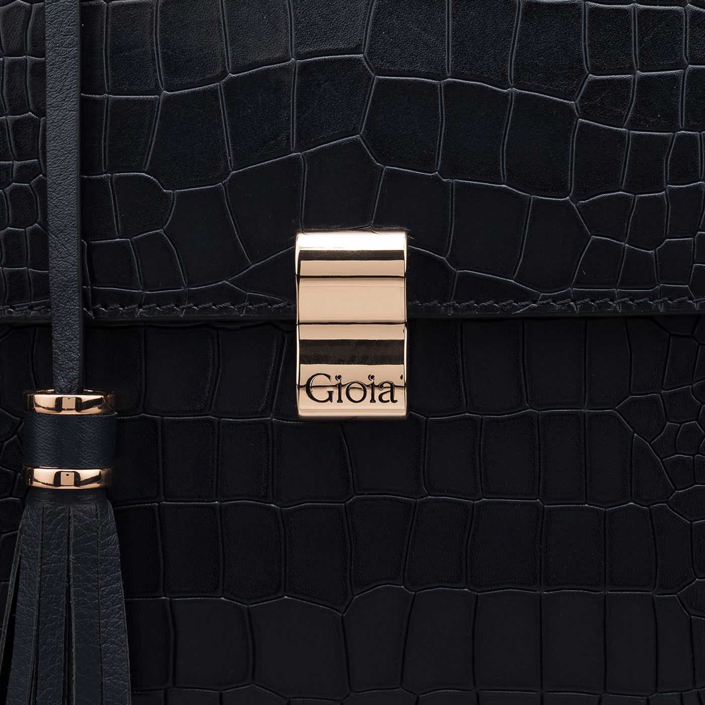 Maddox Crossbody#Color_Navy