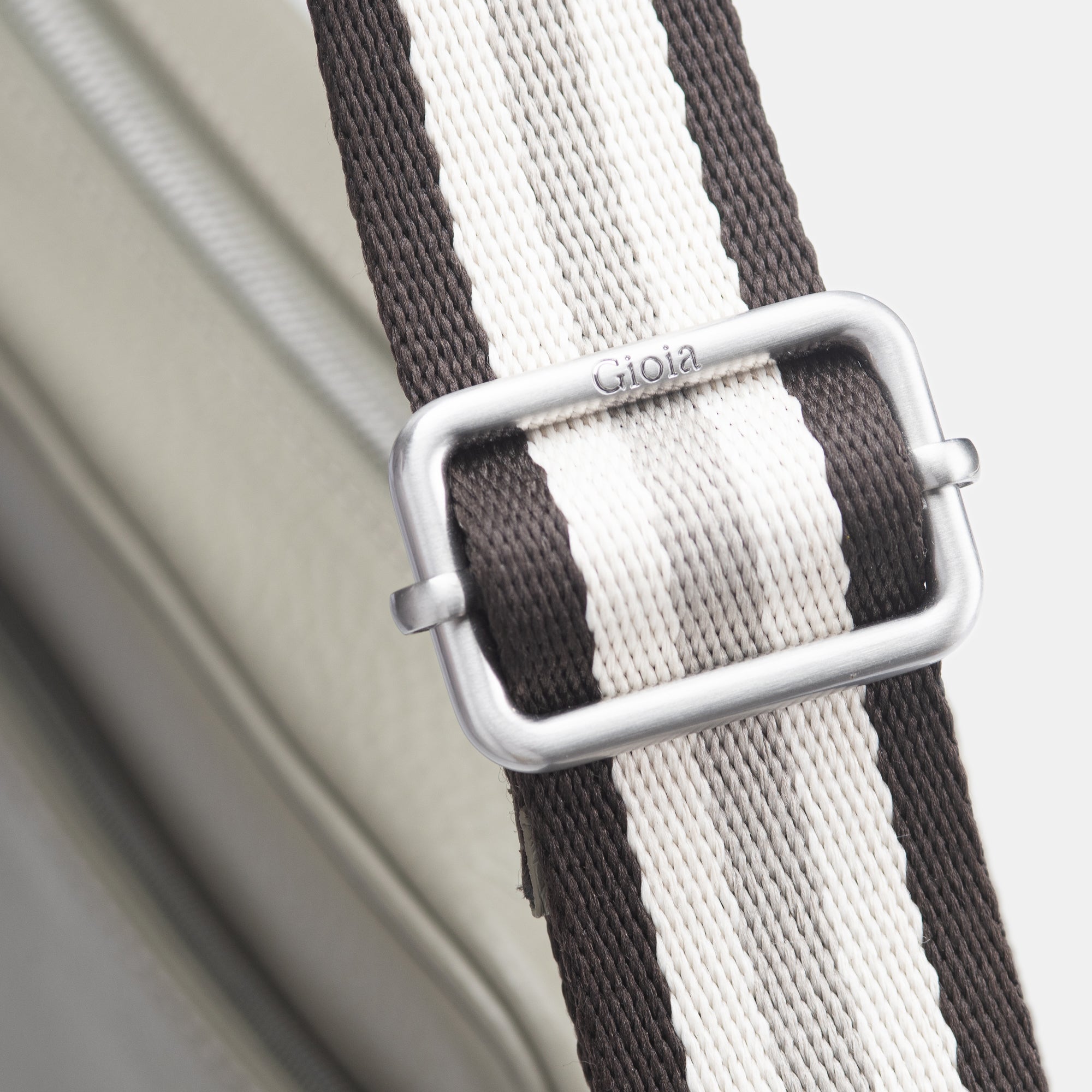 Mario 00 Crossbody Bag#Color_New Grey