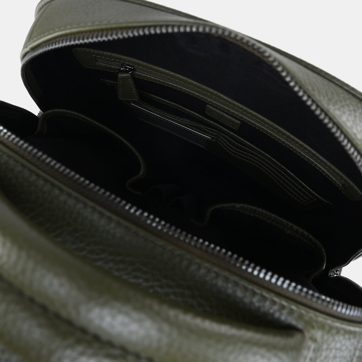 Mario Leather Backpack Large#Color_Olive
