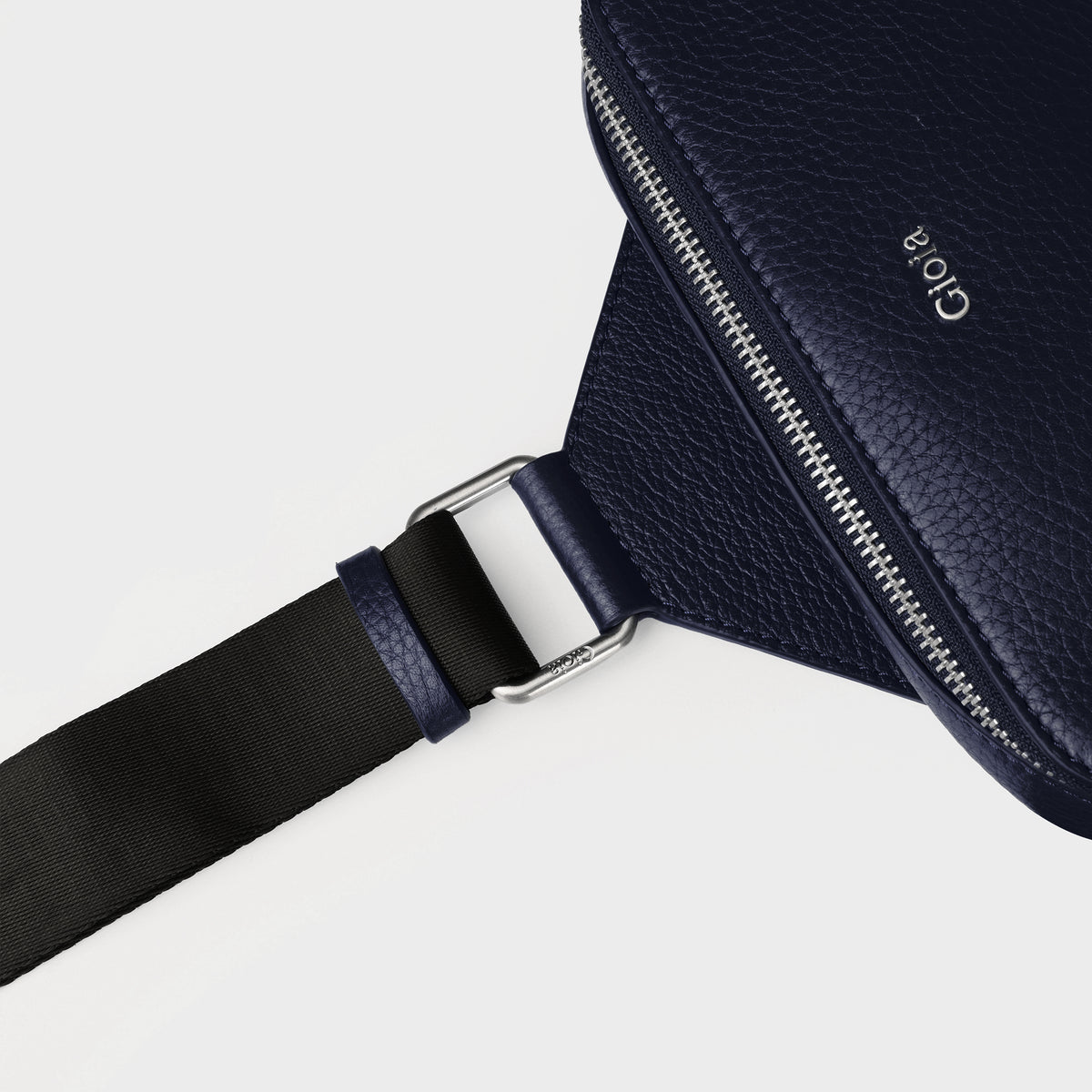 Mario V leather Crossbody Bag#Color_Navy