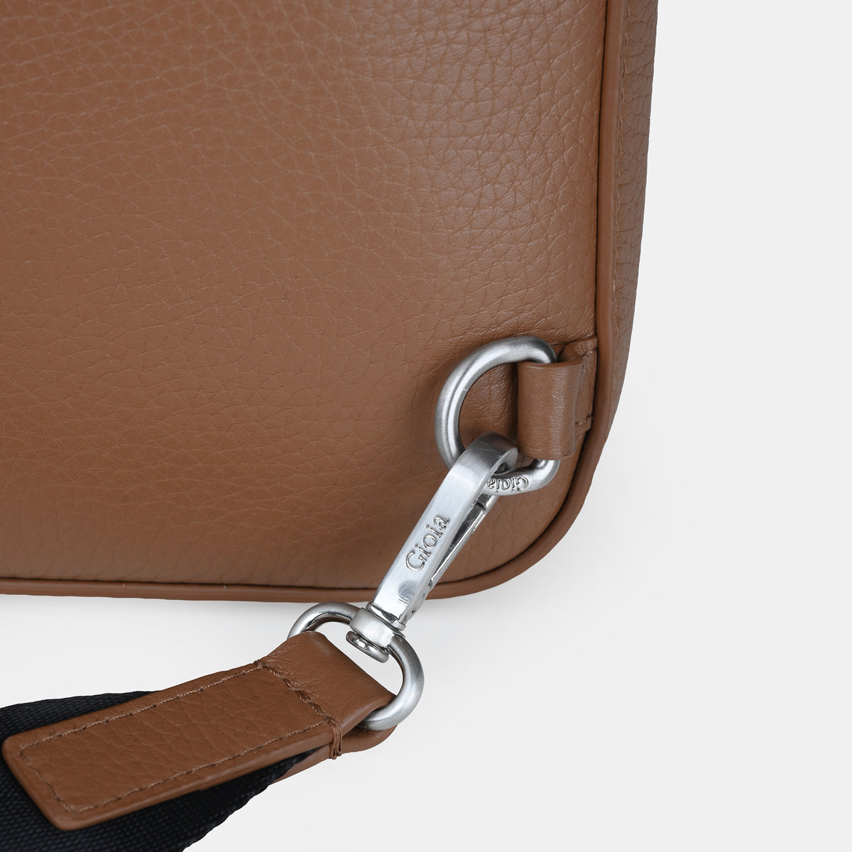 Mario V leather Crossbody Bag#Color_Tan
