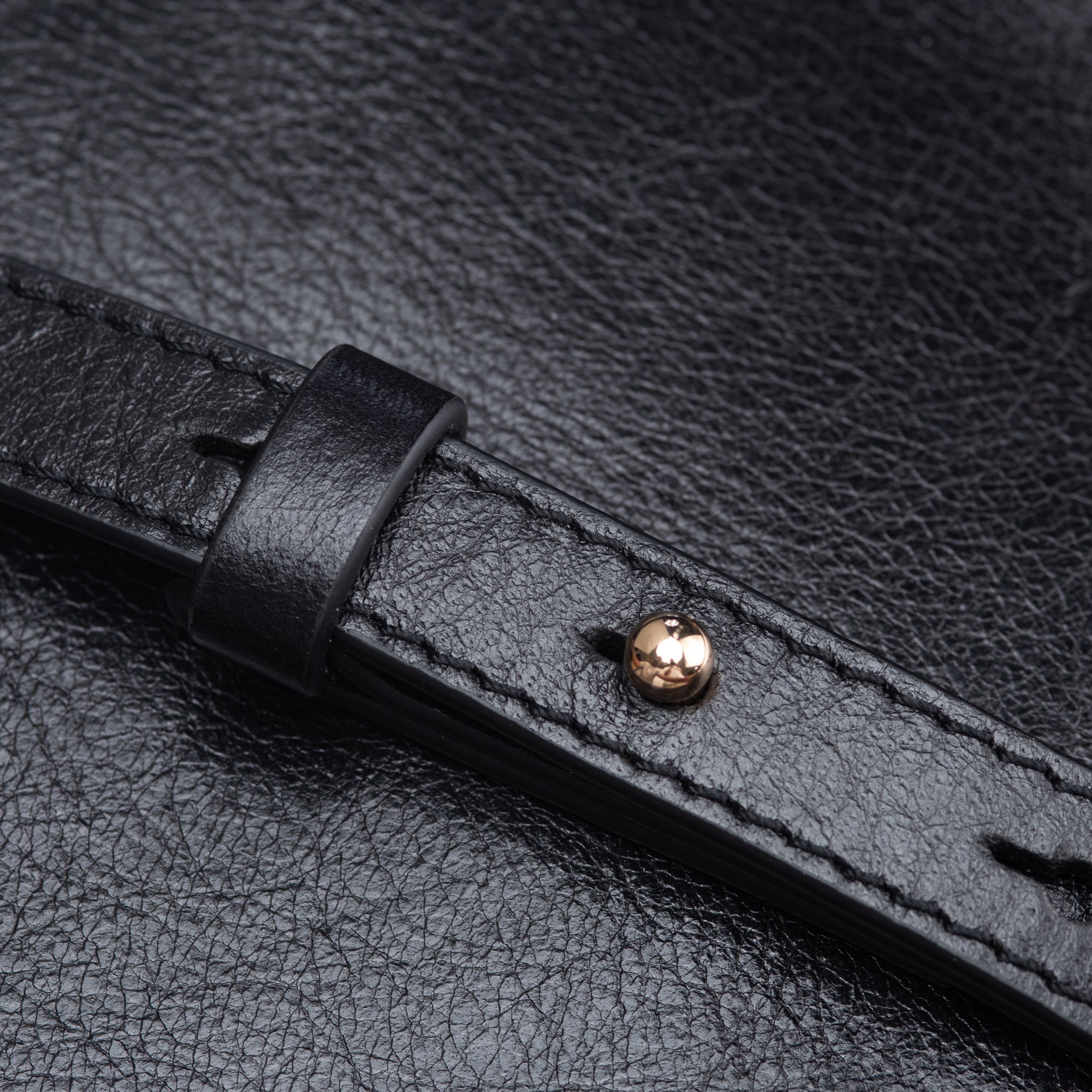 The Noir Edit Sabina Crossbody