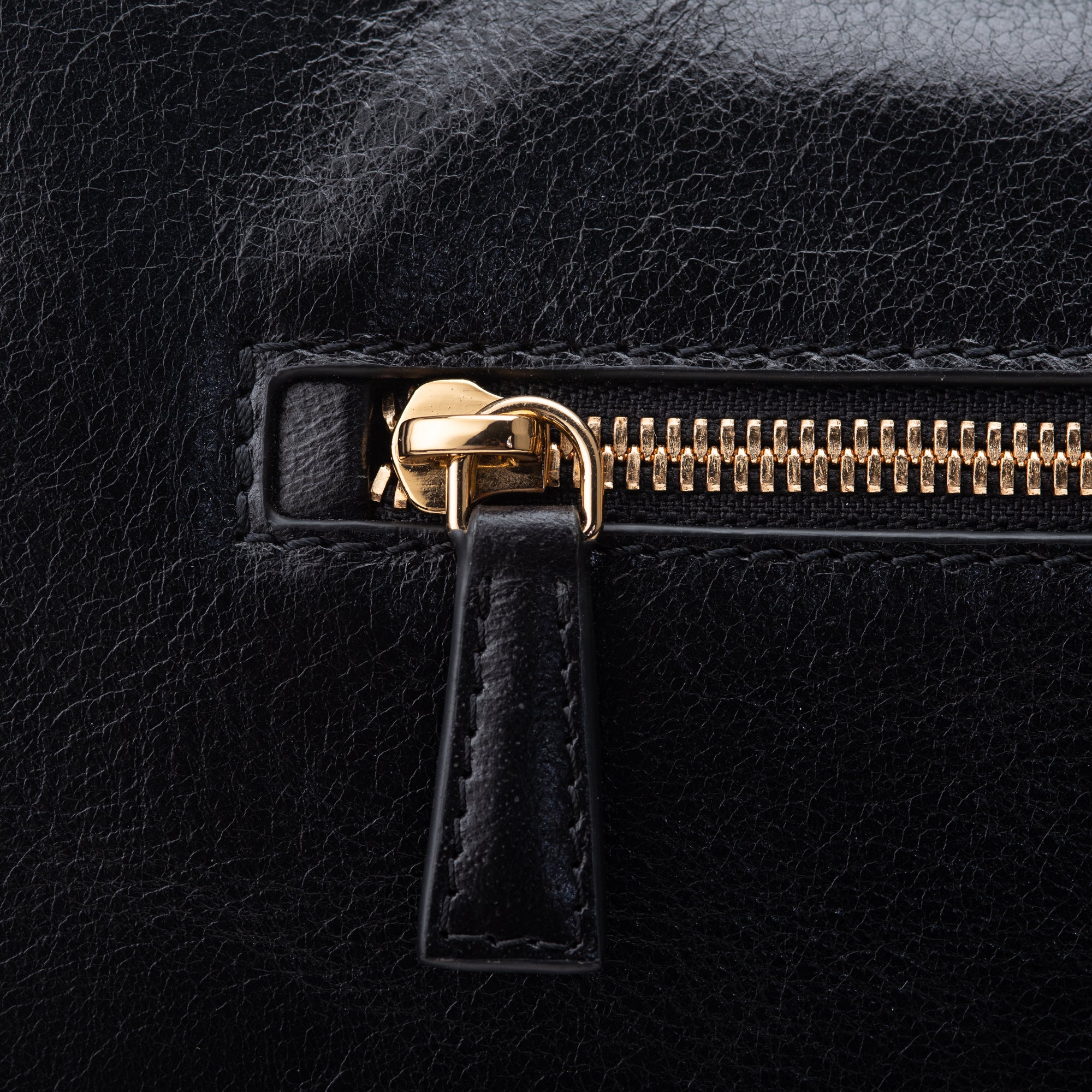 The Noir Edit Giorno Crossbody