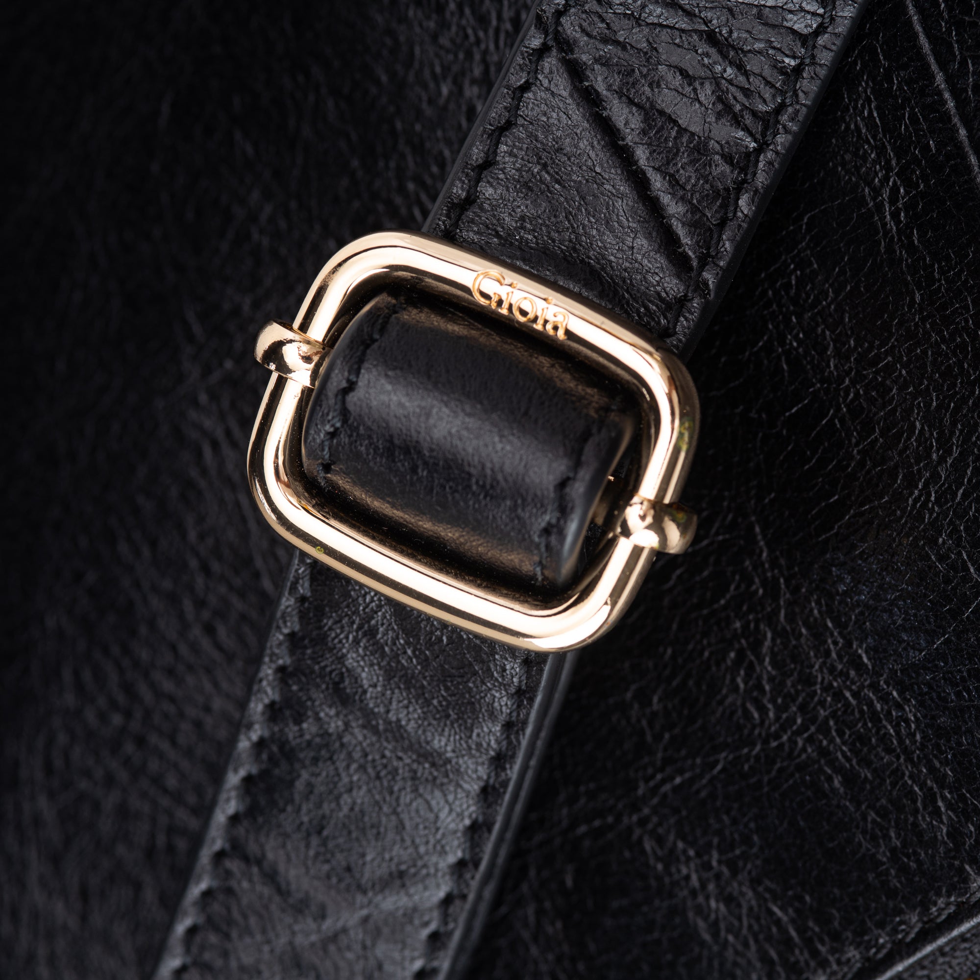 The Noir Edit Giorno Crossbody