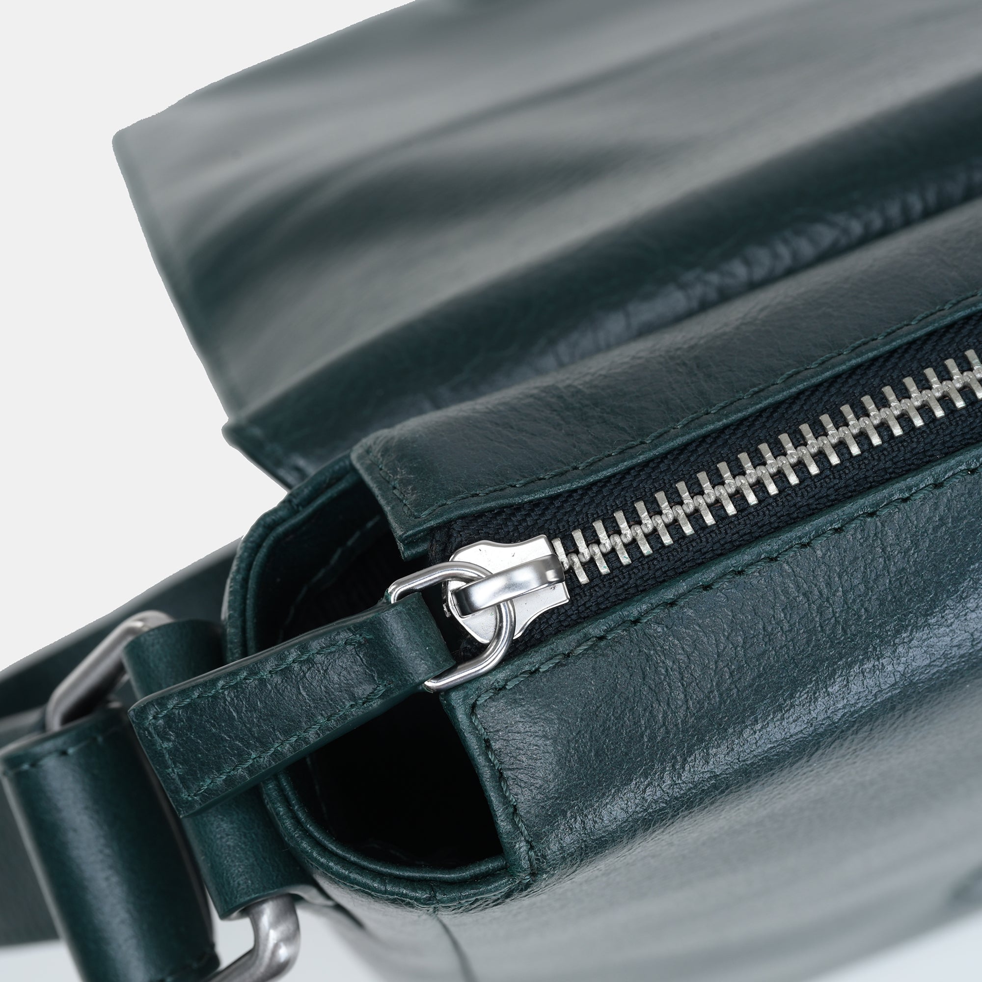 Sergio Small Leather Crossbody Bag#Color_Green
