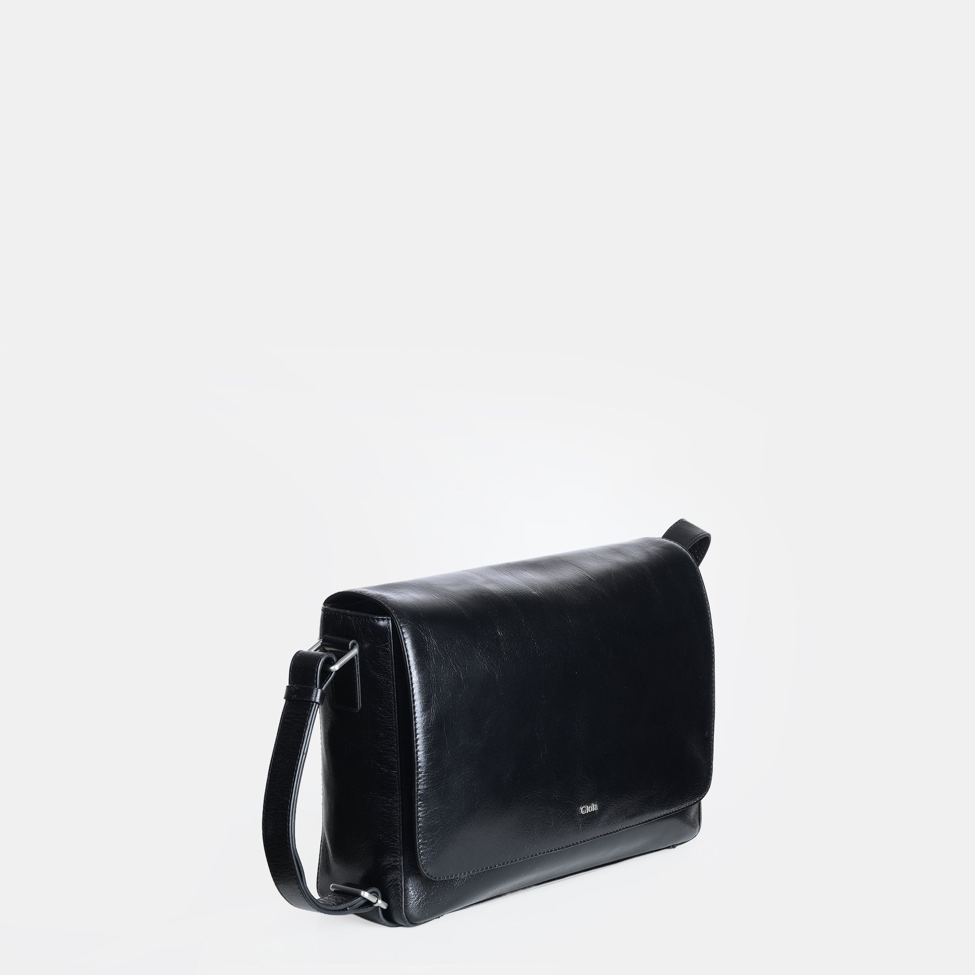 Sergio Leather Messenger Bag#Color_Black