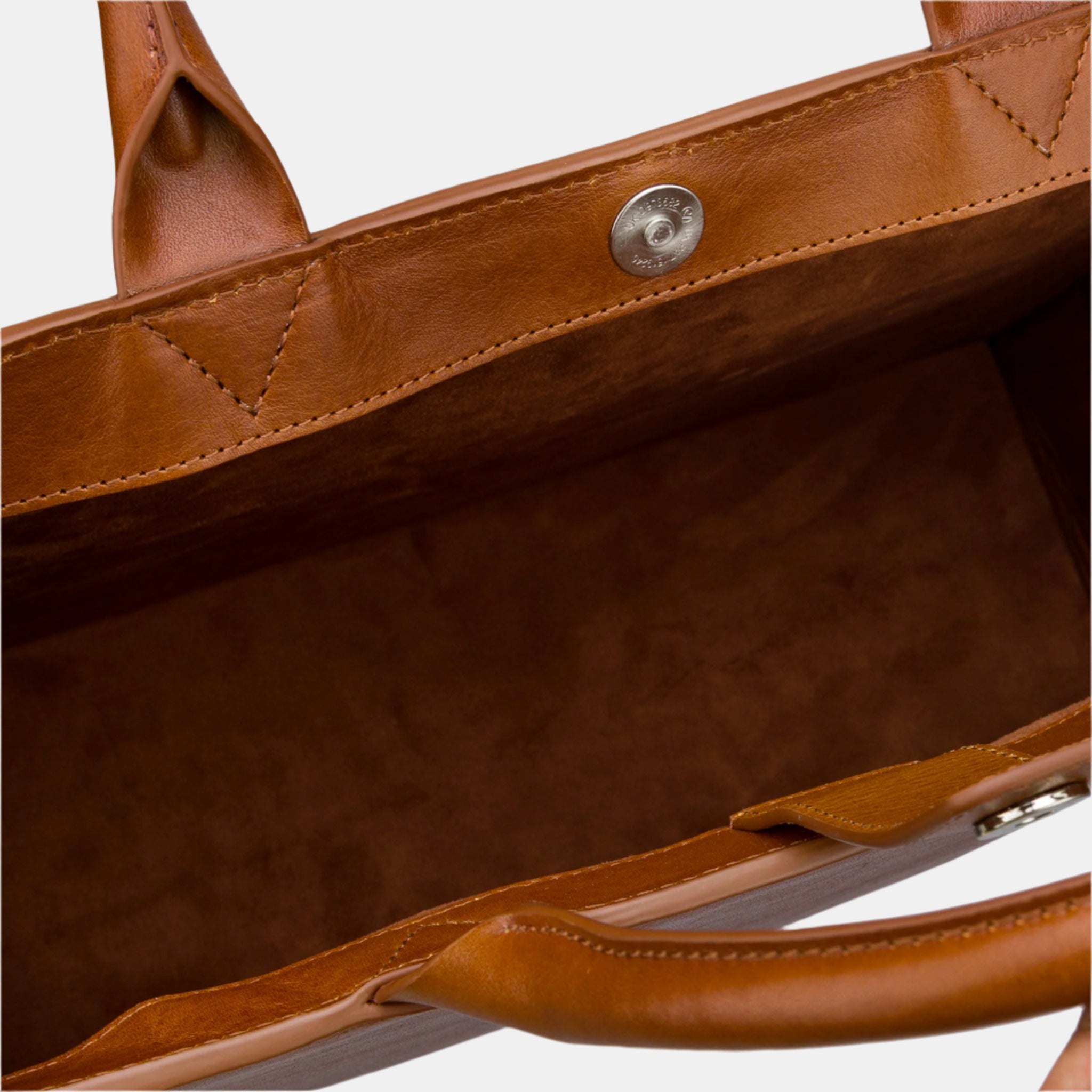 Amelia Classic Tote#Color_Tan